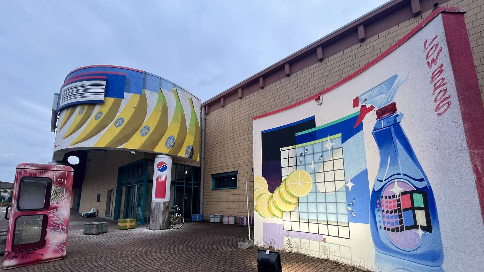 Graffiti an Hauswänden